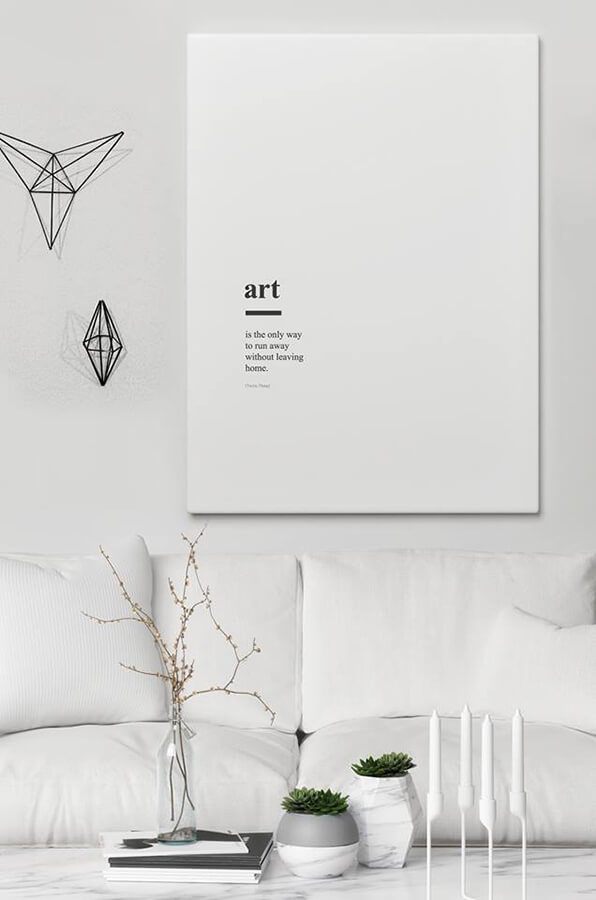 Petek Design- פריטים בצבעי שחור-לבן, נקיים וקולעים.